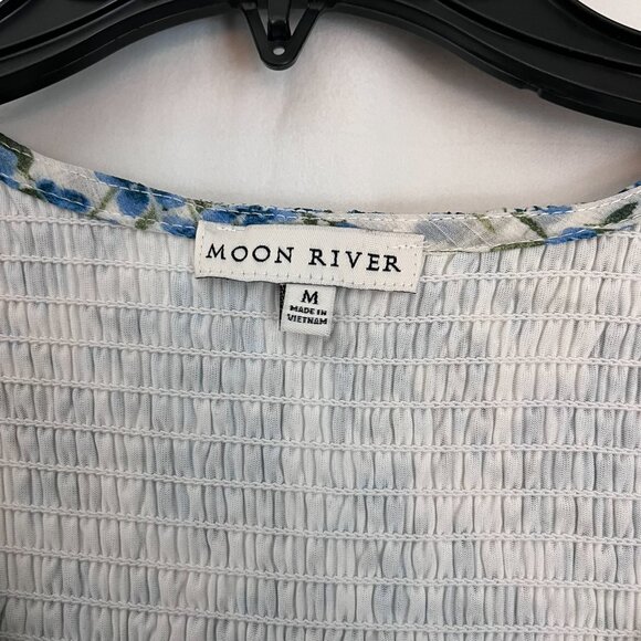 Moon River Maxi Dress Smocked Blue and White Floral Size M - Picture 7 of 8